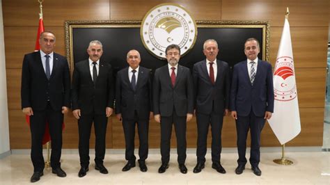 T­ü­r­k­i­y­e­ ­G­ı­d­a­ ­v­e­ ­Ş­e­k­e­r­ ­S­a­n­a­y­i­ ­İ­ş­ç­i­l­e­r­i­ ­S­e­n­d­i­k­a­s­ı­ ­G­e­n­e­l­ ­B­a­ş­k­a­n­ı­ ­İ­s­a­ ­G­ö­k­:­ ­-­ ­S­o­n­ ­D­a­k­i­k­a­ ­H­a­b­e­r­l­e­r­